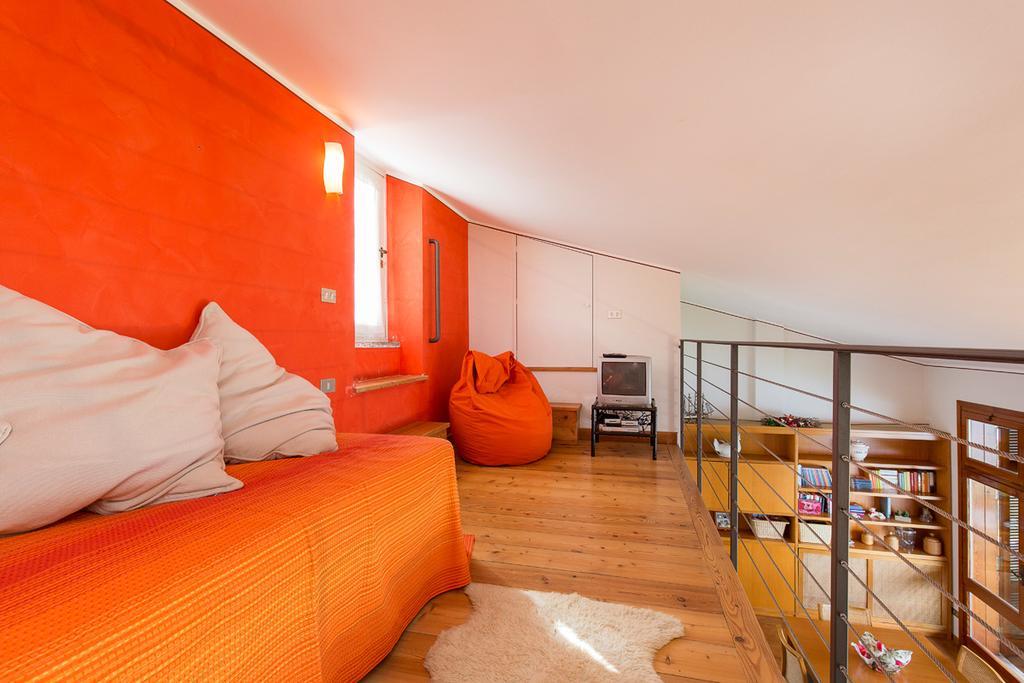 Albicocca Apartment Stresa
